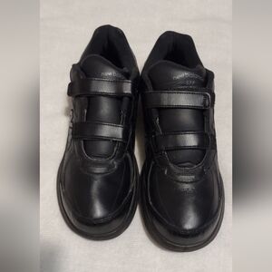 New balance shoes for men size 11D
